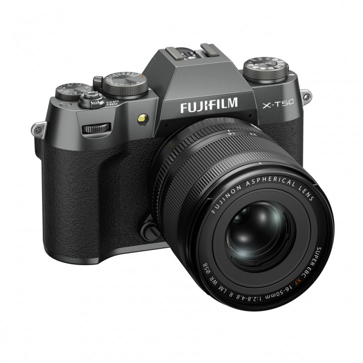 Fujifilm X-T50 16-50mm F2.8-4.8 Kit - Charcoal
